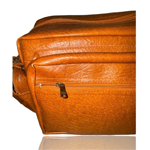 Vintage Leather Camera Bag for Large Film or DSL Camera: Full Zip: Beautiful - Picture 2 of 7